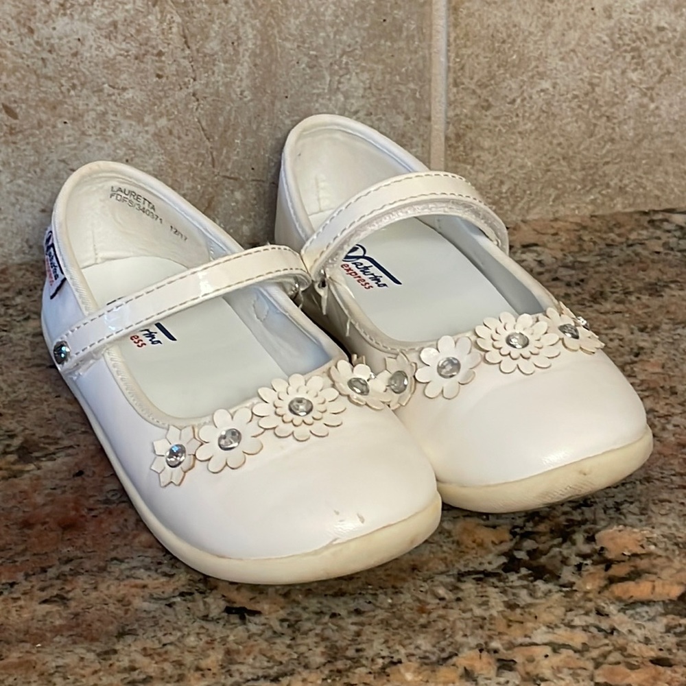 Little girls white dress shoes